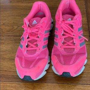 Adidas pink size 10W
